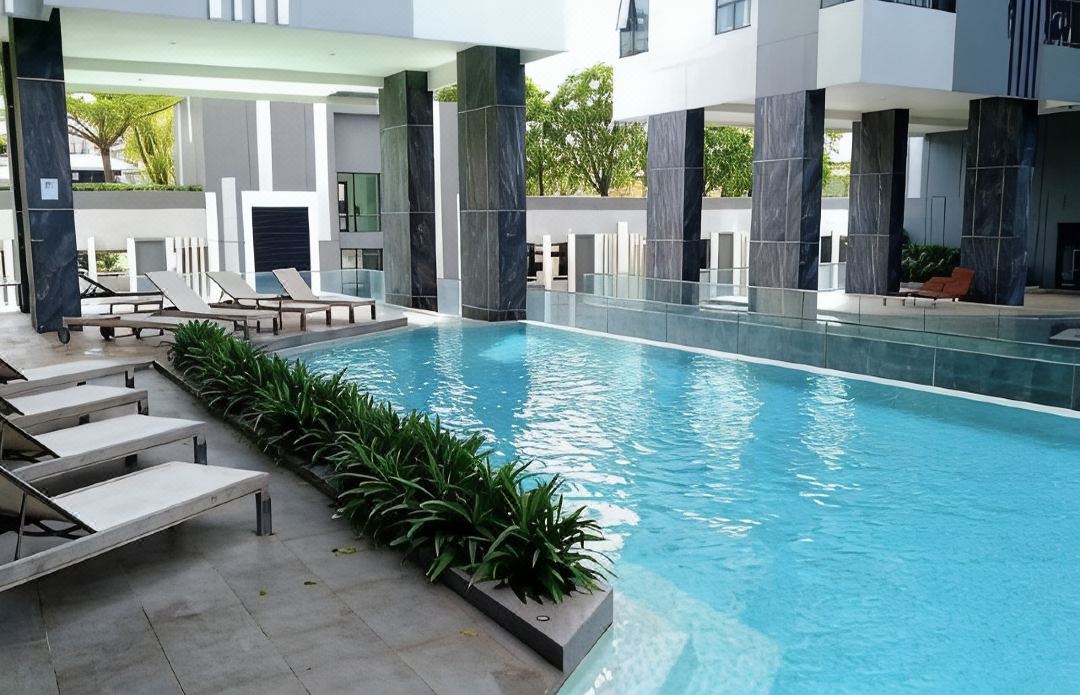 The base central pattaya seaview