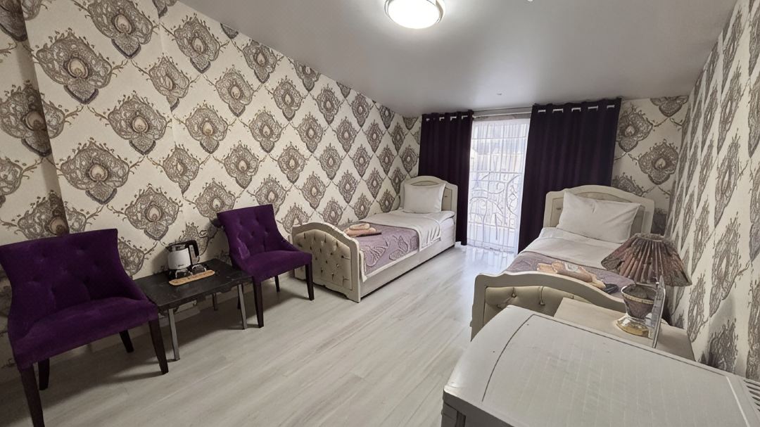 Golden Rose Hotel