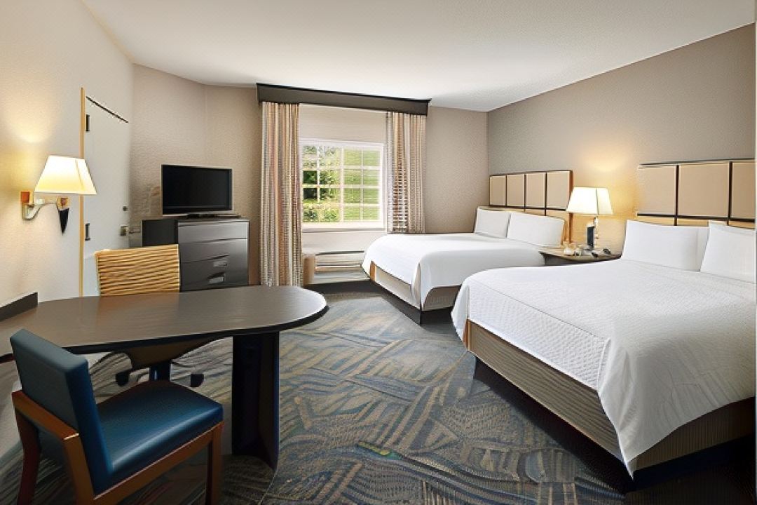 Candlewood Suites Charleston - Northwoods