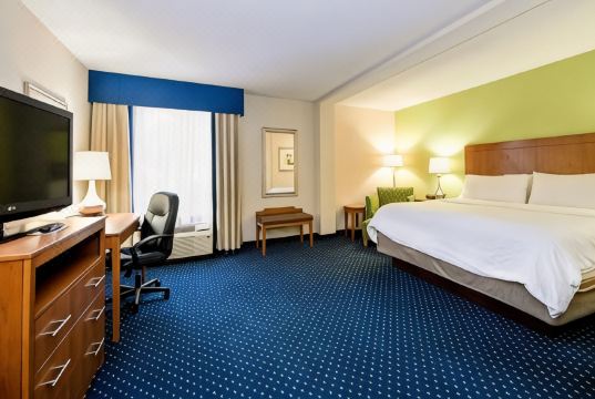 Holiday Inn Express & Suites Richmond North Ashland