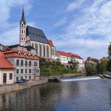 捷克布杰约维采克鲁姆洛夫城堡CK/CB小镇一日游酒店接送 捷克布杰约维采克鲁姆洛夫城堡CK/CB小镇一日游酒店接送