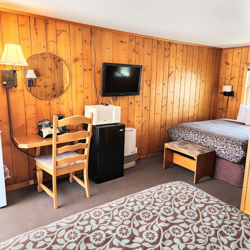 Canyon Motel Near Rocky Mountain National Park