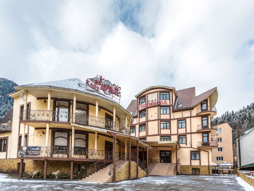 Kurazh Hotel