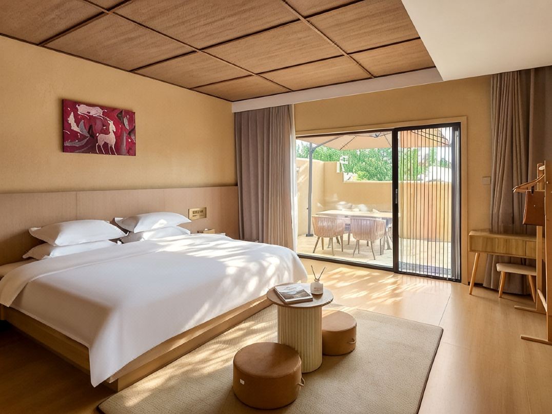 Luming Lodge