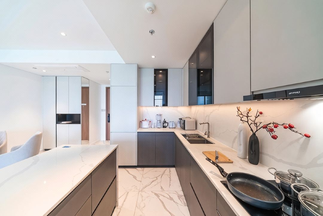 The Crest 2 Bedroom - The Metropole Thu Thiem