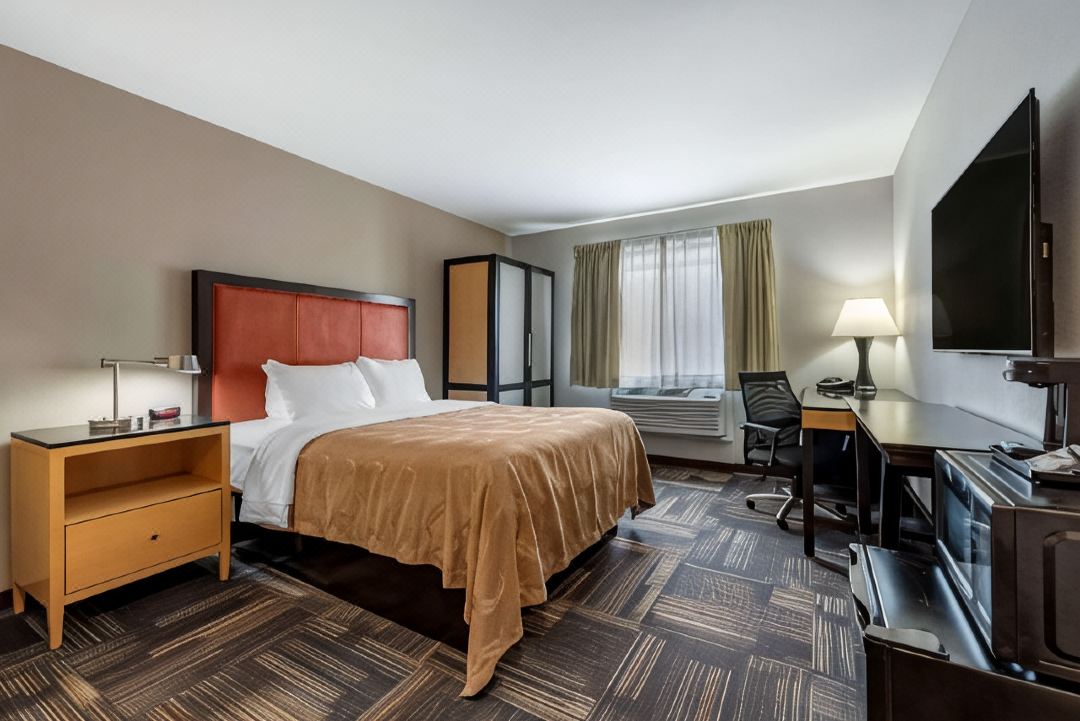 Spark by Hilton Evansville Downtown