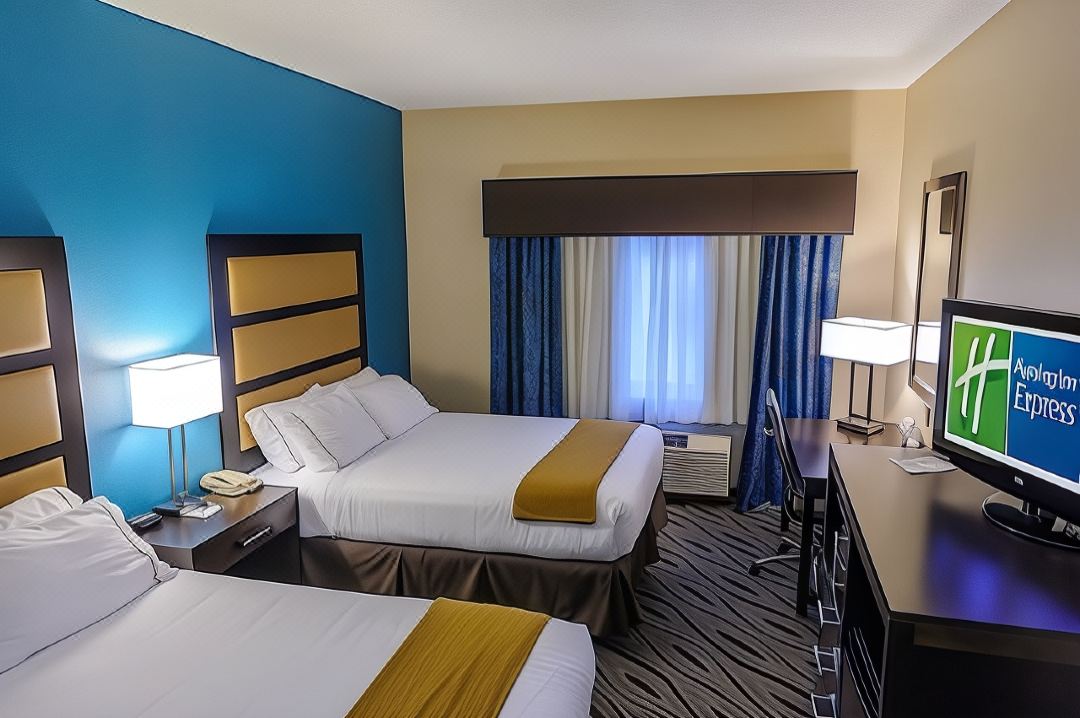 Holiday Inn Express Ludlow - Chicopee Area
