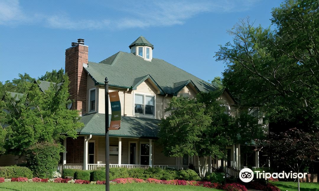 The Sanford House Inn & Spa