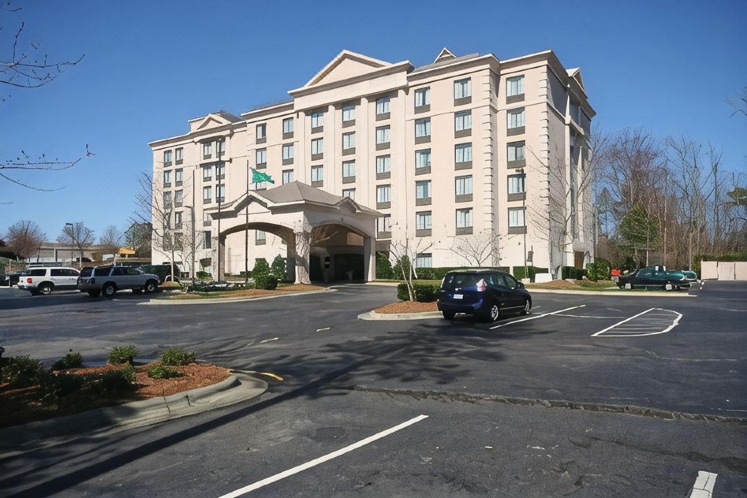 Holiday Inn & Suites RALEIGH-CARY (I-40 @WALNUT ST) by IHG