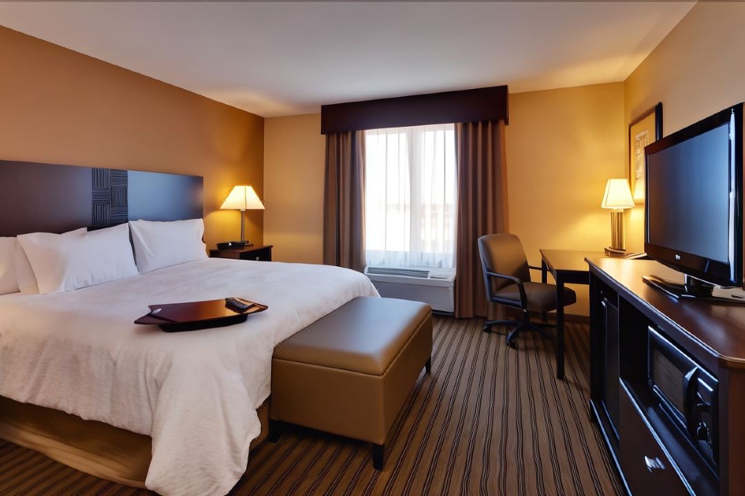 Hampton Inn & Suites Fresno-Northwest