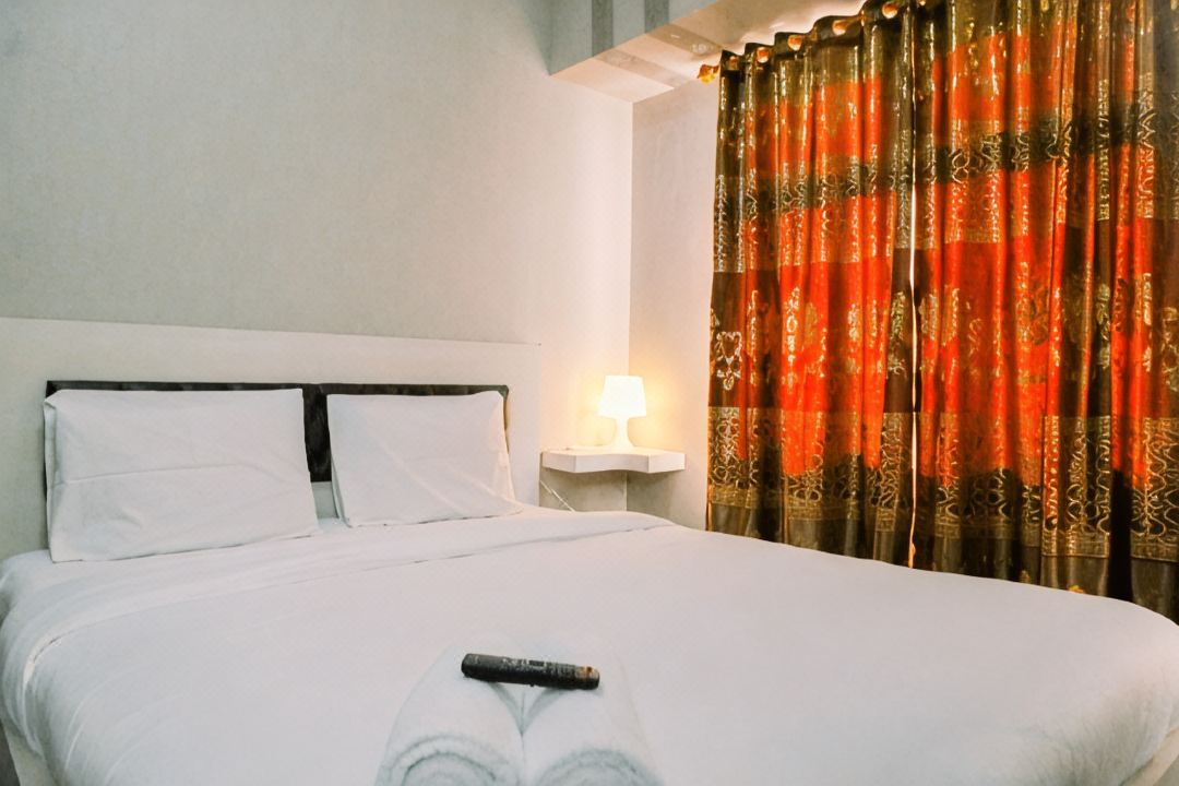 Modern Furnished 3Br at Springlake Summarecon Bekasi Apartment by Travelio