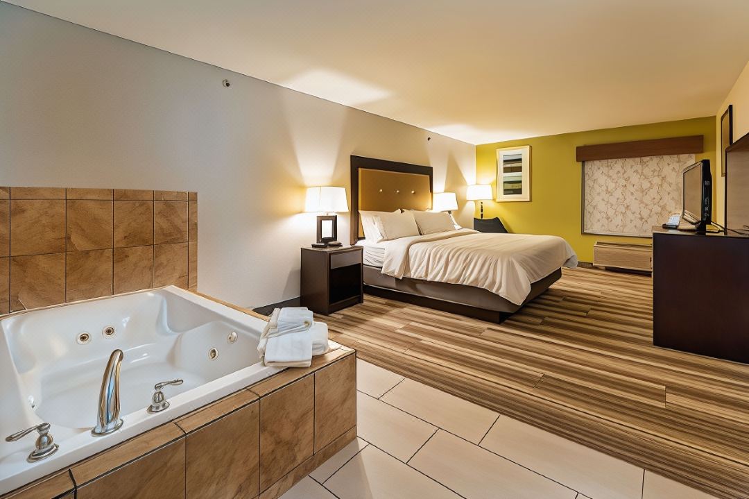 Country inn and Suites by Raddison South Haven
