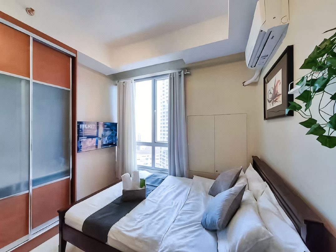 Citispace 1BR Suite at Sunshine 100 Near BGC #SS07