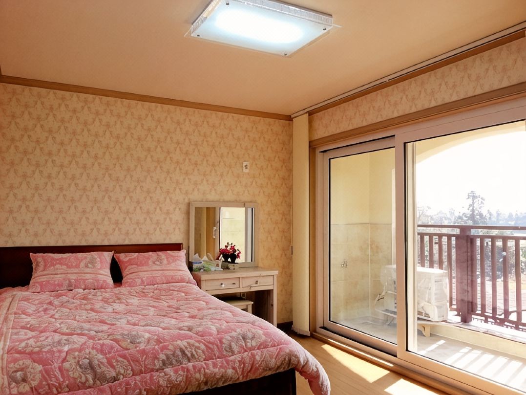 Seoguipo Lucky Clover Pension