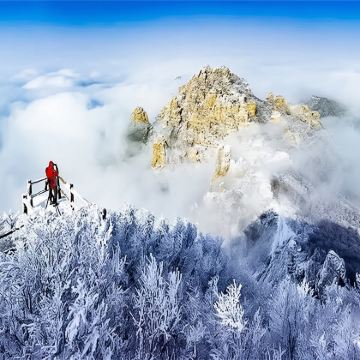 白石山世界地质公园一日游【赠送首道门票】 白石山世界地质公园一日游【赠送首道门票】
