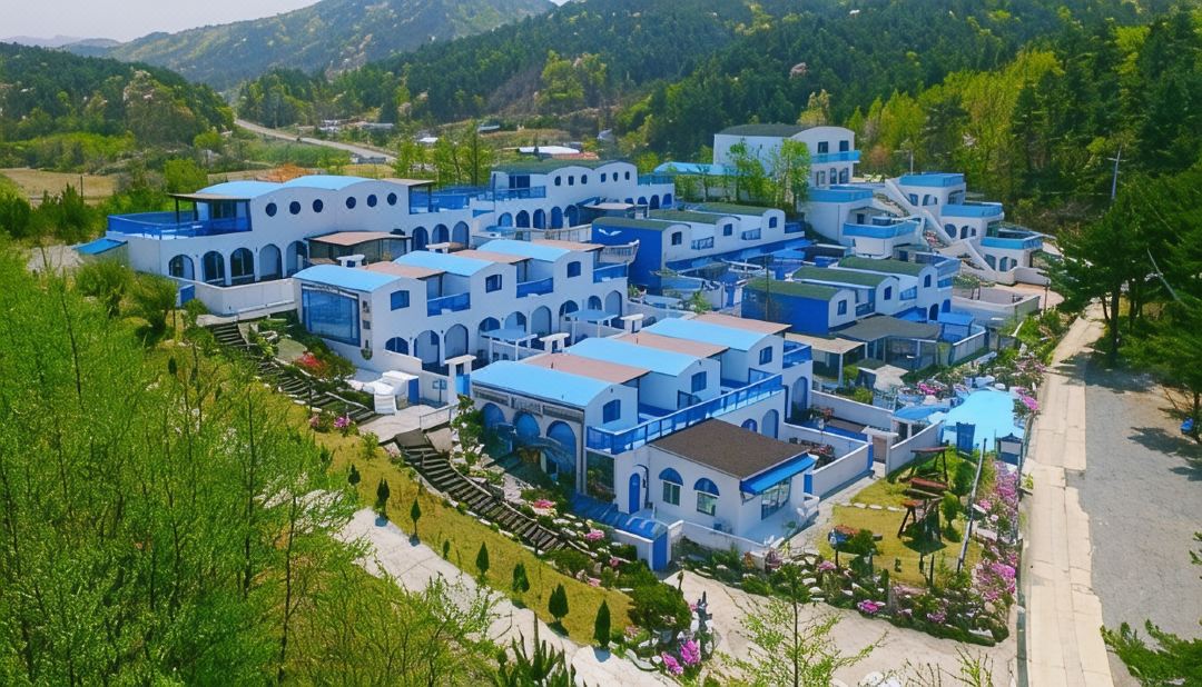 Yangyang Midterranean Pool Villa (Independent Pool Villa / Individual Pool)
