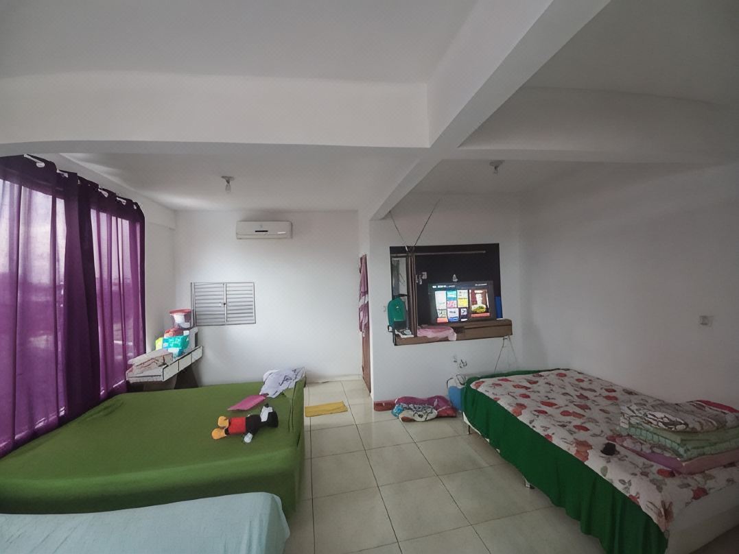 Premium Master & Standard Suites in Spacious House