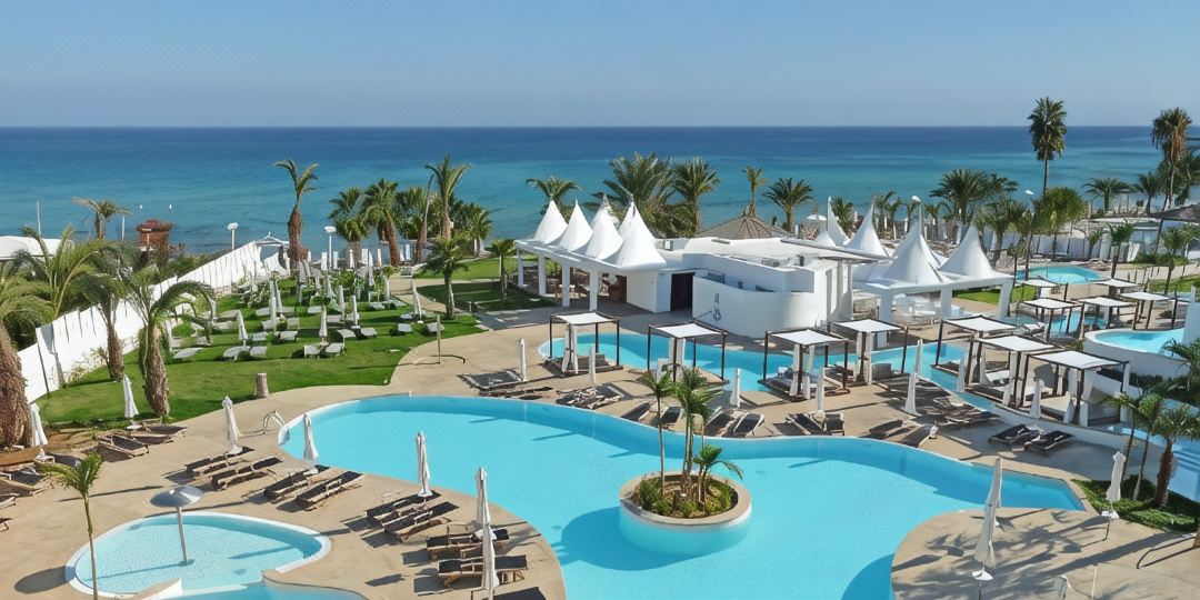 Sunrise Pearl Hotel & Spa