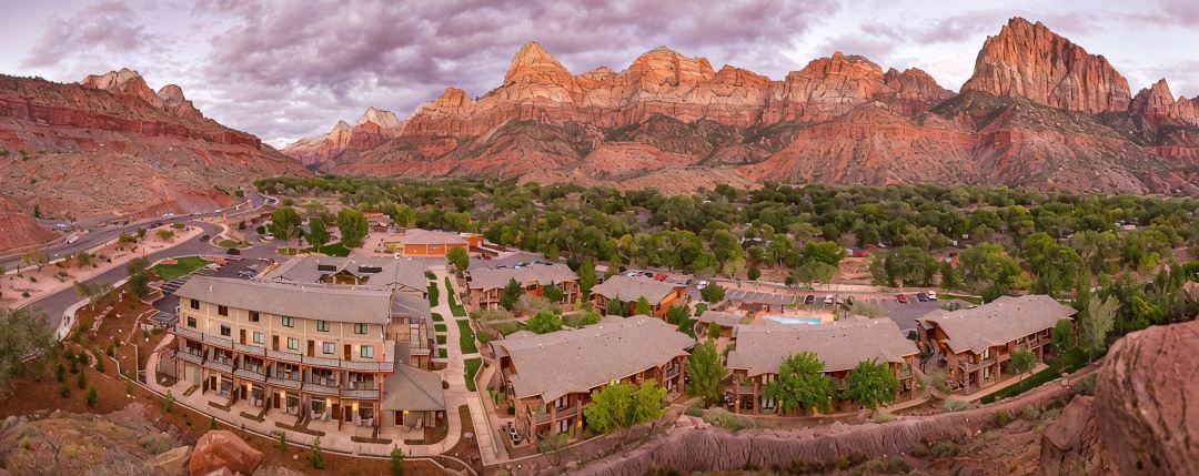 Cable Mountain Lodge