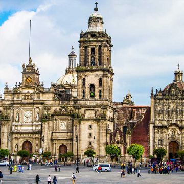 墨西哥城文化一日游【卢佩圣母大教堂+日月金字塔+墨西哥城】 墨西哥城文化一日游【卢佩圣母大教堂+日月金字塔+墨西哥城】