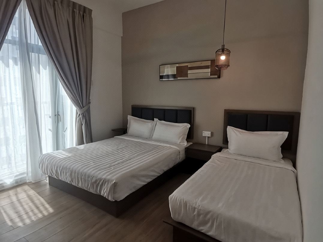 Bay Suites by Jom Summer Suites