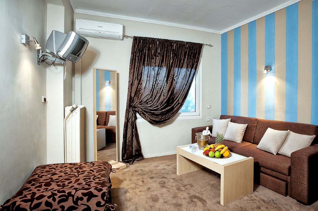 Anastassiou Hotel - Bike and Motorcycle Friendly Hotel