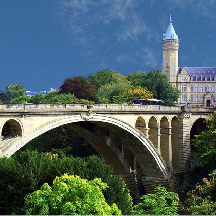 卢森堡+ 佩特罗斯大峡谷+阿道夫桥一日游/行程可调-中文专车 卢森堡+ 佩特罗斯大峡谷+阿道夫桥一日游/行程可调-中文专车