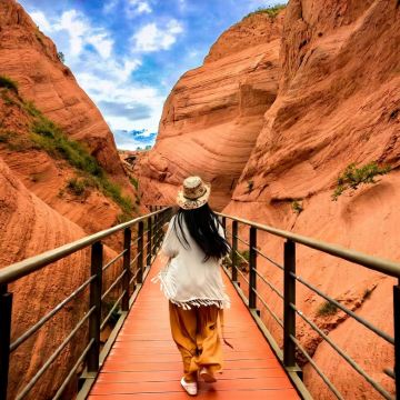 榆林出发包车波浪谷景区+统万城1日【一日游包车+时间自由】 榆林出发包车波浪谷景区+统万城1日【一日游包车+时间自由】