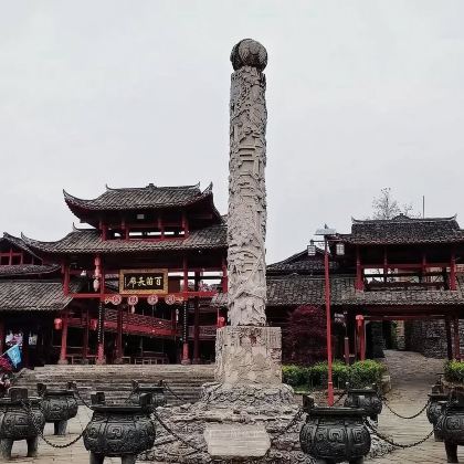 凤凰古城+苗王城+铜仁大峡谷一日游【畅游小包团/怀化出发】 凤凰古城+苗王城+铜仁大峡谷一日游【畅游小包团/怀化出发】