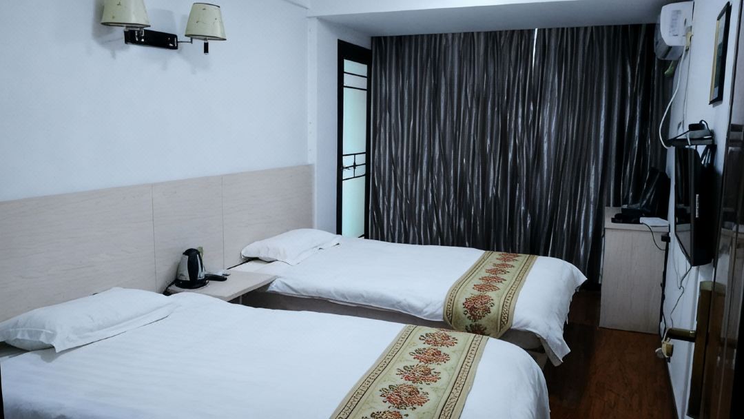 Yiyue Hotel