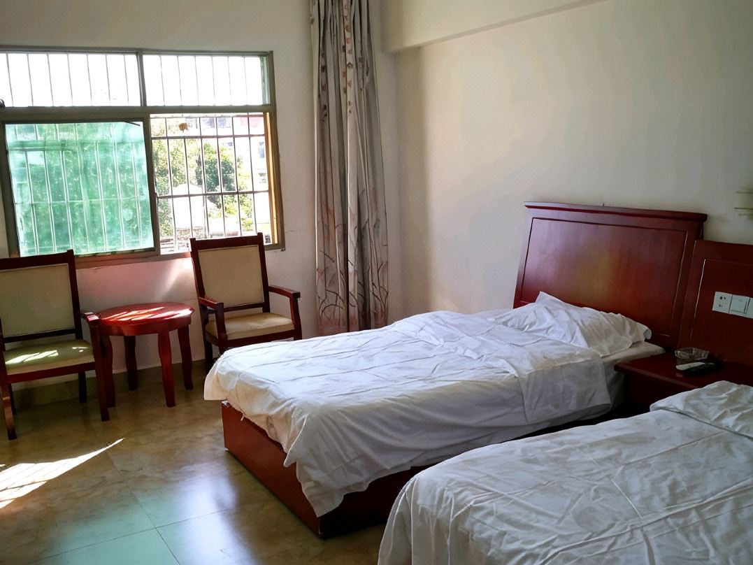 Jinghong Baoyuan Hotel
