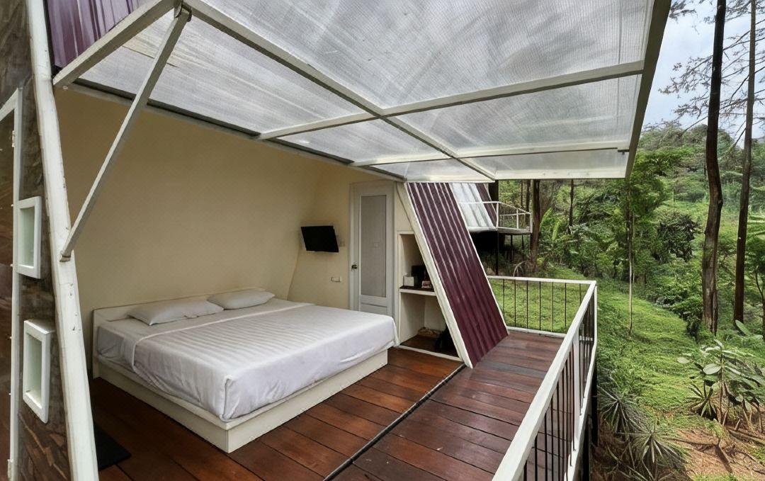 Locca Lodge
