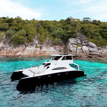 【3月特惠】普吉岛斯米兰群岛出海一日游 阿丽塔/含上岛费三餐 【3月特惠】普吉岛斯米兰群岛出海一日游 阿丽塔/含上岛费三餐