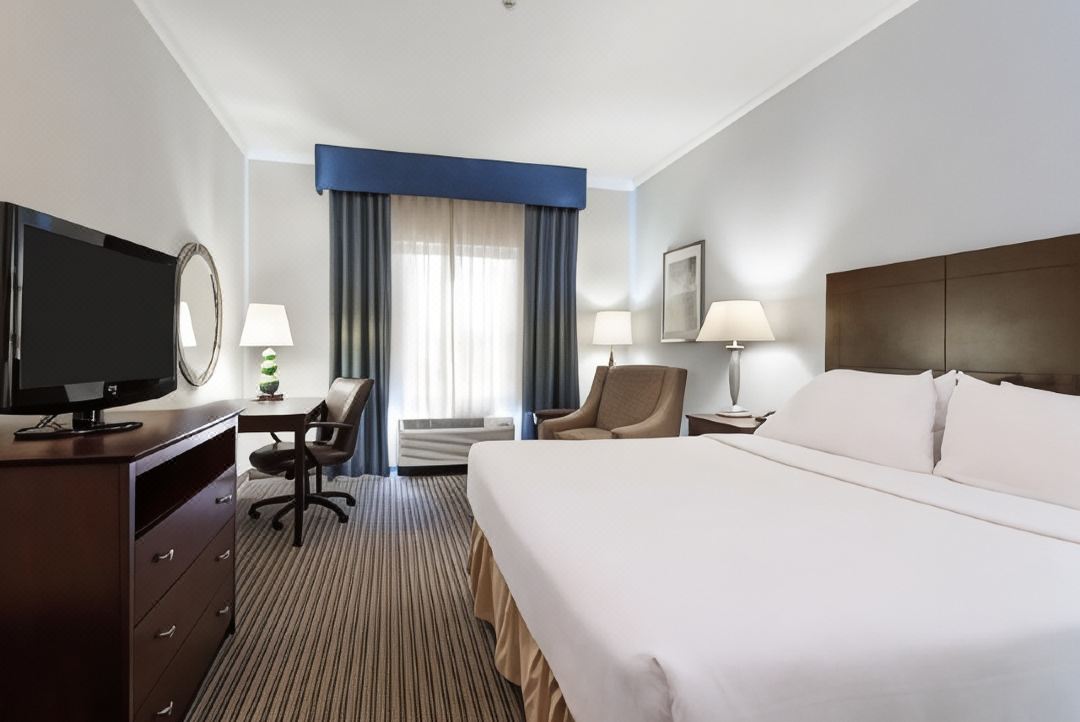 Holiday Inn Express & Suites New Iberia-Avery Island