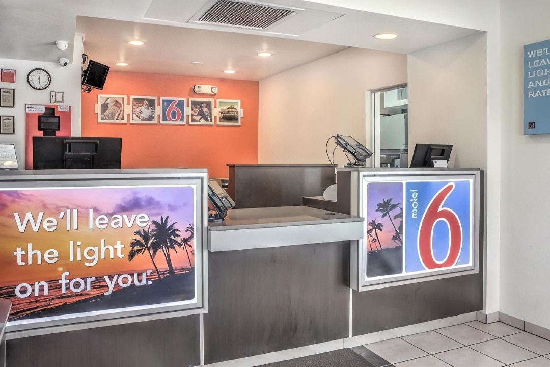 Motel 6 Mojave, CA - Airport