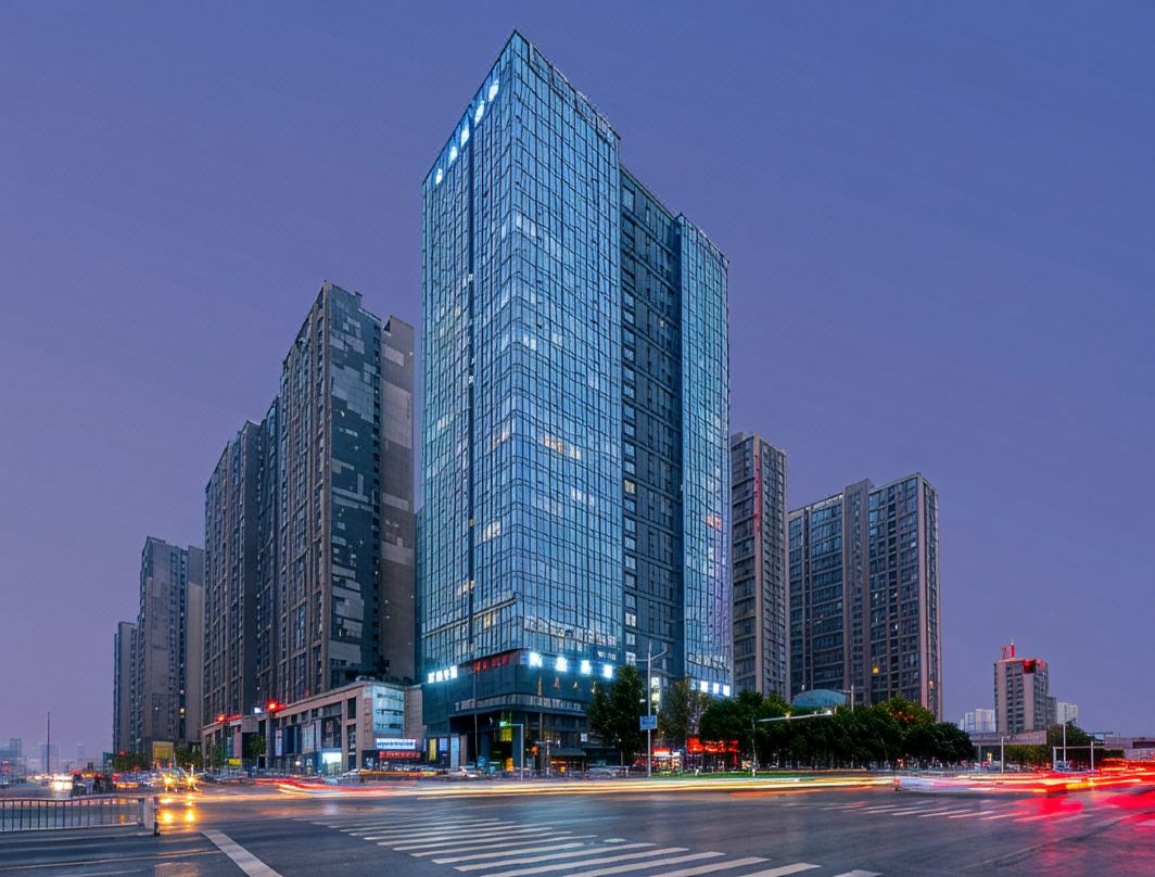 QIANNA HOTEL(Zhongyuan International Expo Center Fenghuangtai Subway Station)