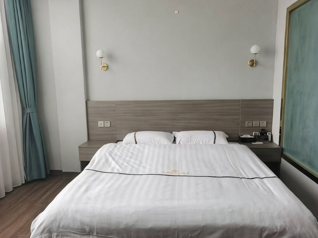 Shipingford Hotel (Longpeng Town)