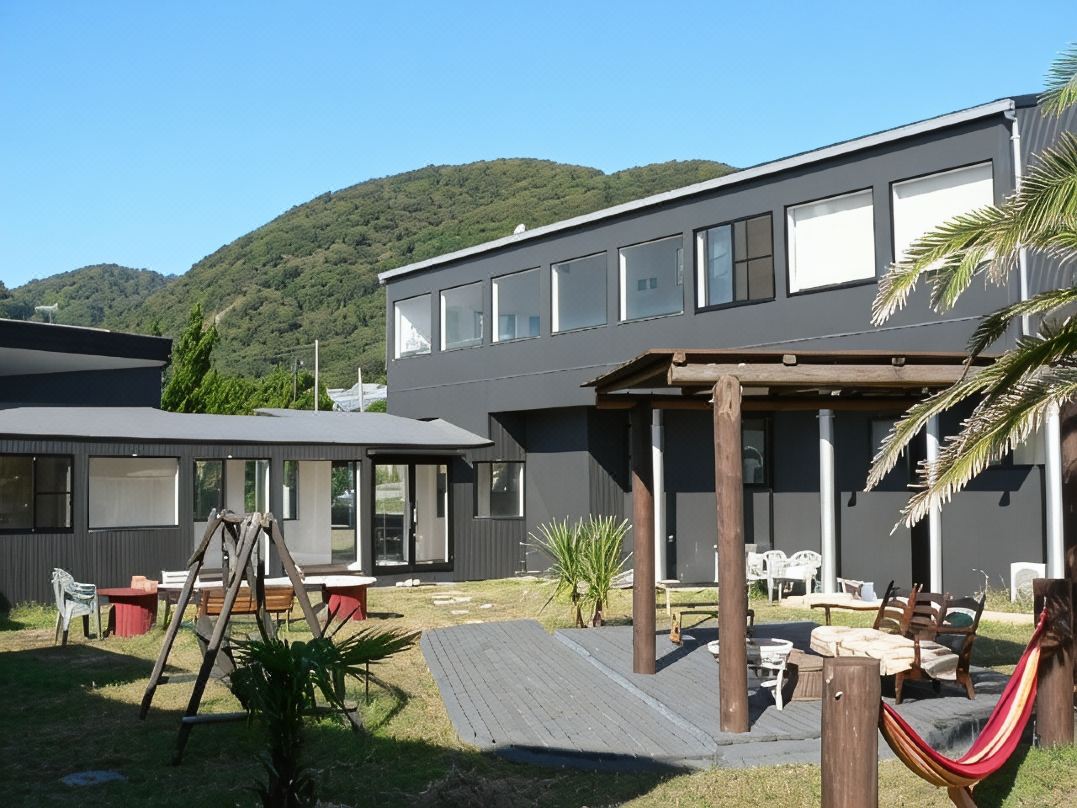 Seaside Garden Day Off