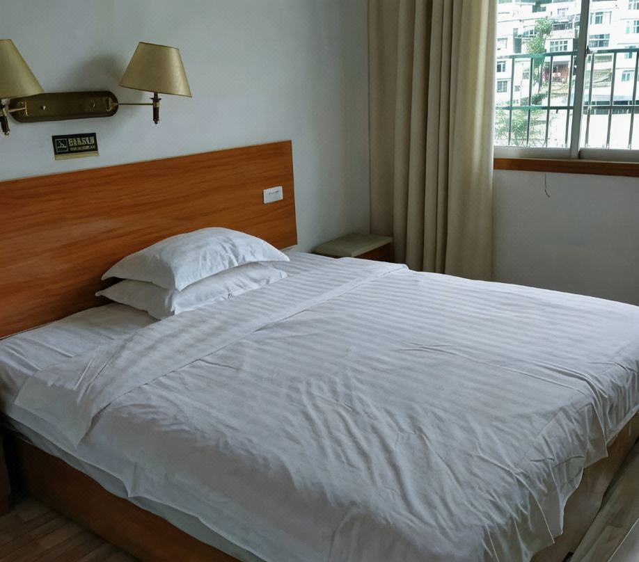 Pingtang Hongtai Hotel
