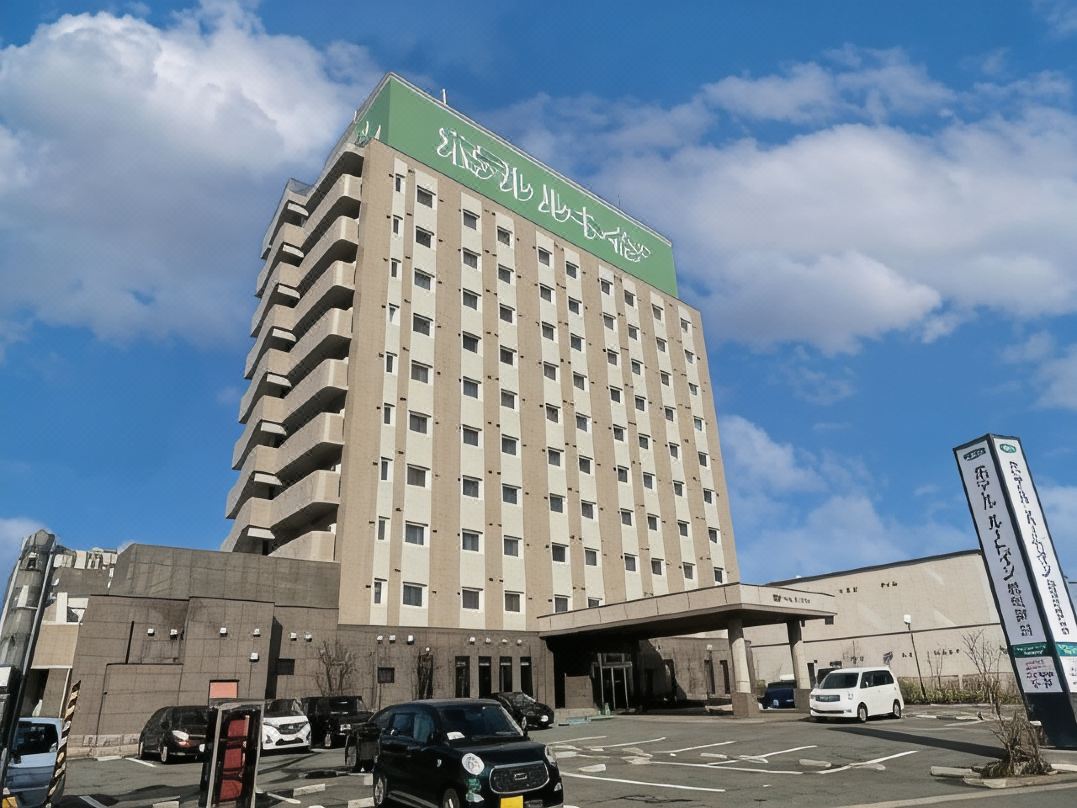 露櫻飯店鶴岡站前店