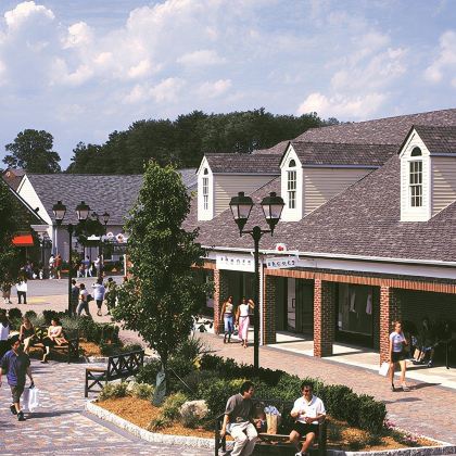 伍德百利奥特莱斯+耶鲁大学一日游 伍德百利奥特莱斯+耶鲁大学一日游