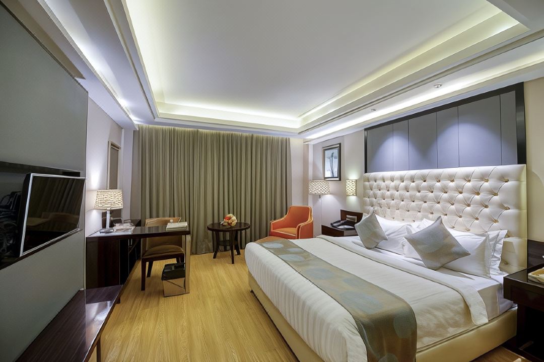 OM Clarks Inn Raebareli