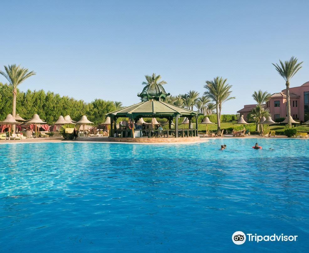 Parrotel Aquapark Resort
