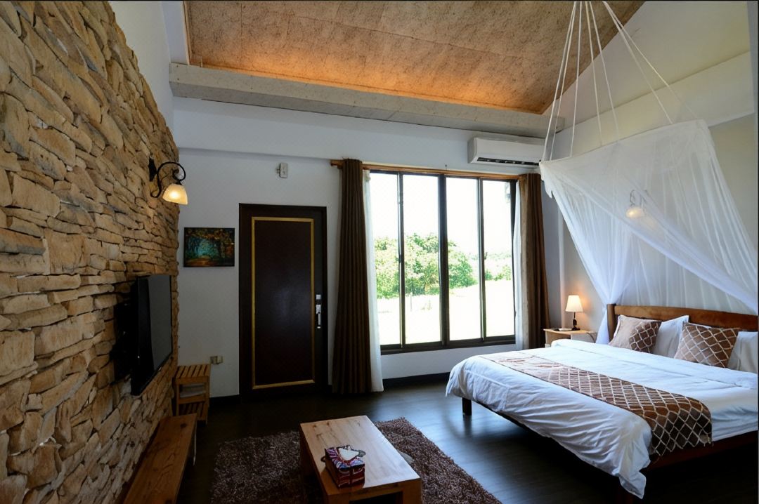 Summer Rock Villa