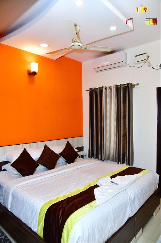 Hotel Omicron 1 BHK Studio Room
