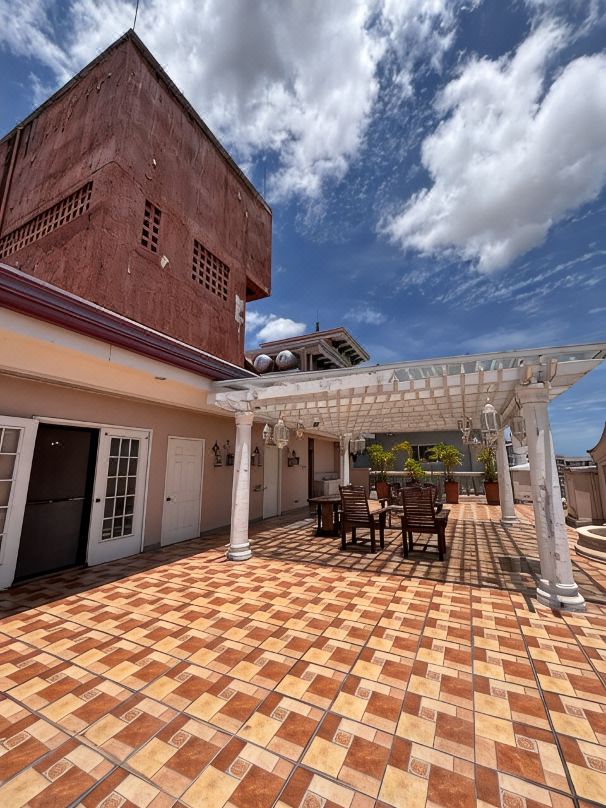 Sophia Suites Residence Hotel