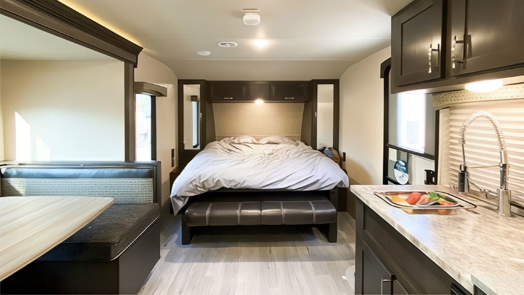 Hongcheon Camping Caravan (Gamseong)