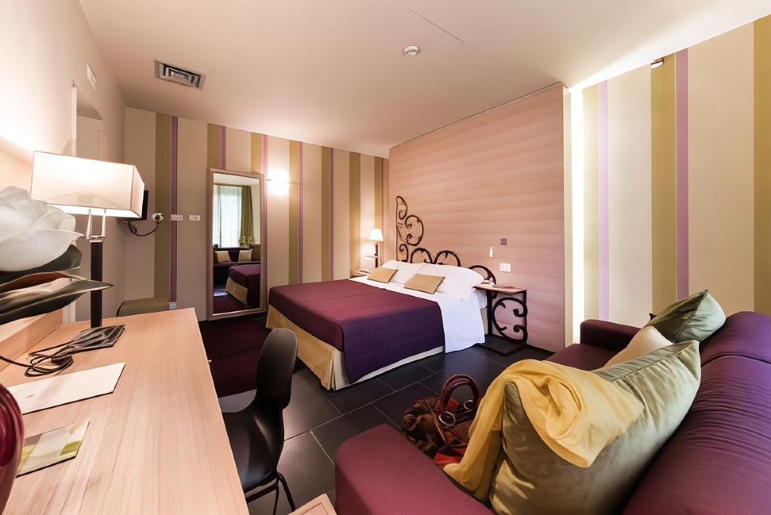 El Homs Palace Hotel