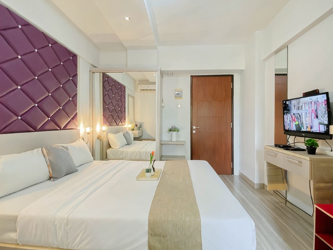 Neat Studio for 2 Pax at Kebagusan City Apartment By Travelio