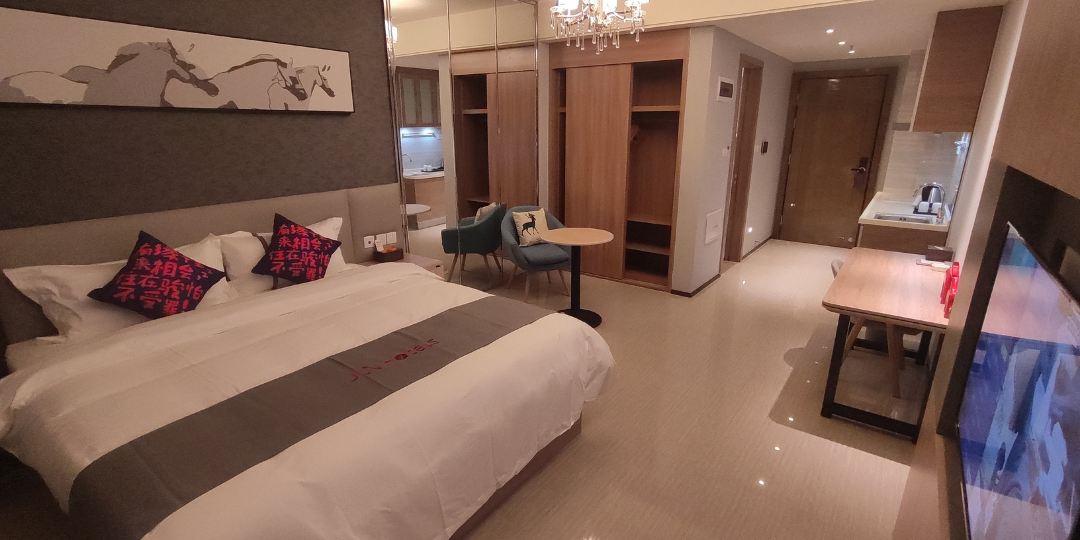 悦嘉昕青侣主题酒店